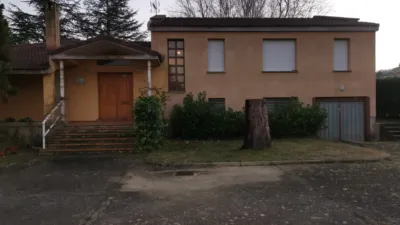Chalet en alquiler en Albelda de Iregua, Albelda de Iregua de 2.000 €<span>/mes</span>
