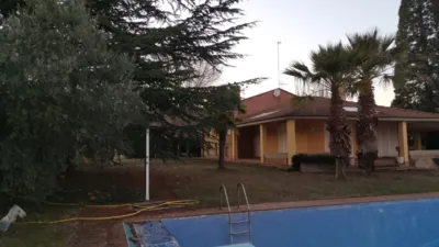 Chalet en alquiler en Albelda de Iregua, Albelda de Iregua de 2.000 €<span>/mes</span>