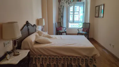 Piso en alquiler en Calle del General Vara de Rey, cerca de Calle de Leopoldo Calvo Sotelo, Centro (Logroño) de 1.300 €<span>/mes</span>