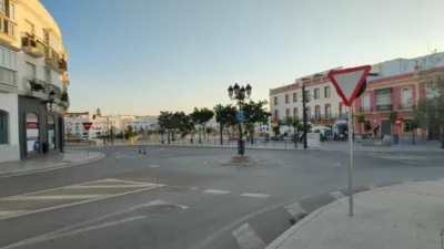 Piso en alquiler en Ancha, La Banda-Campo de Fútbol (Chiclana de la Frontera) de 600 €<span>/mes</span>