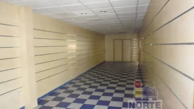 Nave industrial en alquiler en Polígono Alcodianos - Més