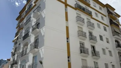Apartment on Avenida de los Reales photo 5