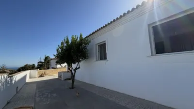 Detached single-family home on Calle del Granado photo 7