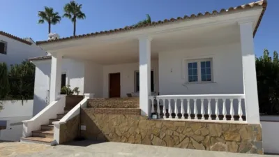 Detached single-family home on Calle del Granado photo 10