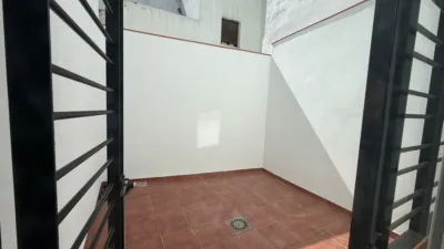 Apartment on Padre Miguel Roman Street photo 7