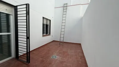 Apartment on Padre Miguel Roman Street photo 13