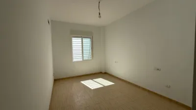 Apartment on Padre Miguel Roman Street photo 11