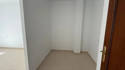 Apartment on Padre Miguel Roman Street photo 10