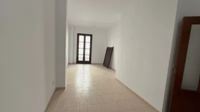 Apartment on Padre Miguel Roman Street photo 6