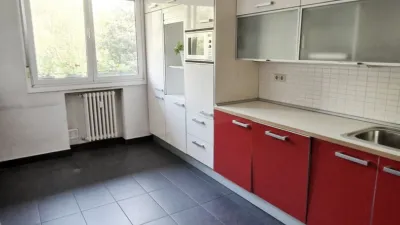 Apartment on Eustasio Amilibia Street photo 2