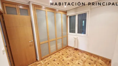 Apartment on Eustasio Amilibia Street photo 15