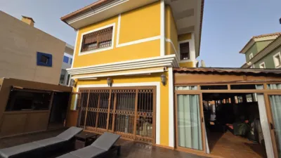 Chalet on Avenida de Conrado Albadalejo photo 81