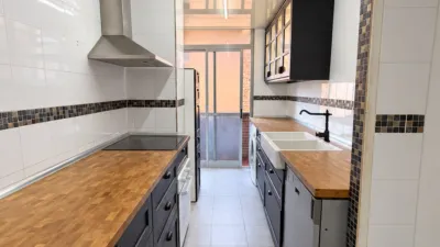 Apartment on Passeig del Doctor Moragas photo 3