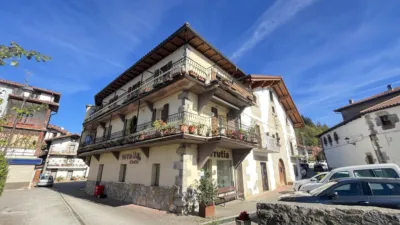 Apartment on Alde Zaharra Street photo 5