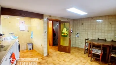 House on Medio Barrio Street photo 6
