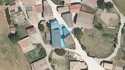 House on Medio Barrio Street photo 34