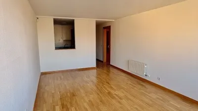Apartment at Plaza de Josefa Ardanaz, 3 photo 3