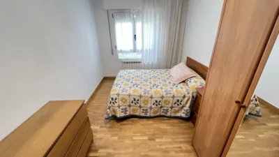 Attic apartment on Avenida de Pamplona photo 25