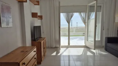 Apartamento en Carrer del Xaloc photo 9