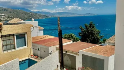 Chalet en venta en Calle de la Romántica, 1, Velilla (Almuñécar) de 630.000 €