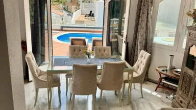 Chalet en venta en Calle de la Romántica, 1, Velilla (Almuñécar) de 630.000 €