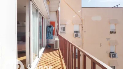 Apartment on Carrer de Marinel·lo Bosch photo 9