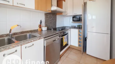 Apartment on Carrer de Marinel·lo Bosch photo 6