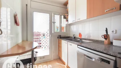 Apartment on Carrer de Marinel·lo Bosch photo 5