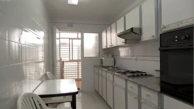 Apartment on Carrer d'Antoni Gaudí photo 18