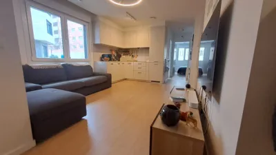 Piso en venta en Calle de Agarre, Miribilla (Distrito Ibaiondo. Bilbao) de 265.000 €