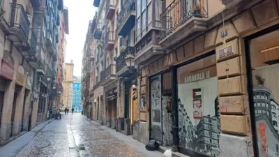 Piso en venta en Calle Somera, Casco Viejo - Zazpi Kaleak (Distrito Ibaiondo. Bilbao) de 255.000 €