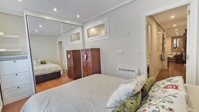 Piso en venta en Calle Somera, Casco Viejo - Zazpi Kaleak (Distrito Ibaiondo. Bilbao) de 255.000 €