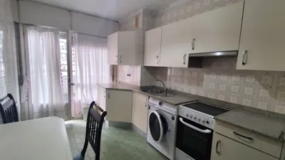 Piso en venta en Haro Plaza, Santutxu (Distrito Begoña-Santutxu. Bilbao) de 287.000 €
