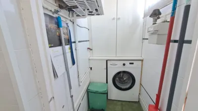 Piso en venta en Calle Lozoño, Otxarkoaga (Distrito Otxarkoaga-Txurdinaga. Bilbao) de 162.000 €