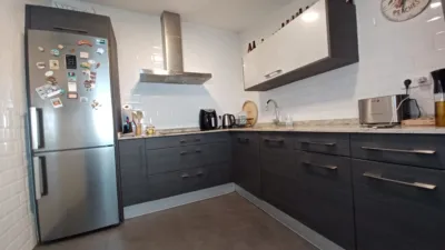 Piso en venta en Calle Iturribide, cerca de Calle Prim, Iturrialde (Distrito Ibaiondo. Bilbao) de 228.000 €