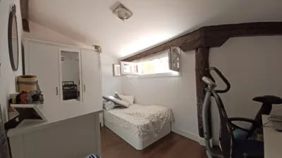 Piso en venta en Calle Iturribide, cerca de Calle Prim, Iturrialde (Distrito Ibaiondo. Bilbao) de 228.000 €