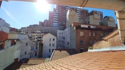 Piso en venta en Calle Iturribide, cerca de Calle Prim, Iturrialde (Distrito Ibaiondo. Bilbao) de 228.000 €