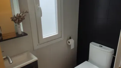 Piso en venta en Calle Iturribide, cerca de Calle Prim, Iturrialde (Distrito Ibaiondo. Bilbao) de 228.000 €