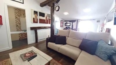 Piso en venta en Calle Iturribide, cerca de Calle Prim, Iturrialde (Distrito Ibaiondo. Bilbao) de 228.000 €
