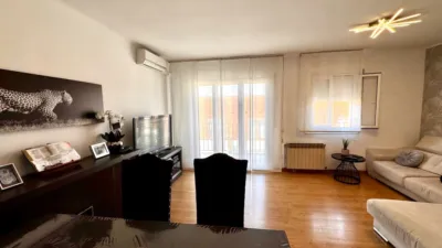 Casa en venta en Passeig de Joan Miró, cerca de Carrer de Puig i Cadafalch - Vista 3