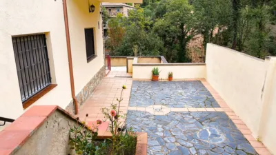 House for sale on Carrer de les Mimoses photo 9