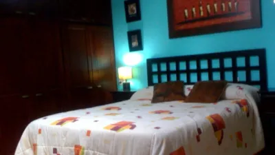 Piso en venta en Calle Esquina Martin Belda y Barahona de Soto, Número 35, Cabra de 125.000 €