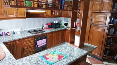 Casa en venta en Calle del Tejar, cerca de Calle del Norte, Cabra de 150.000 €