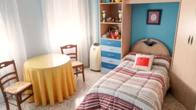 Casa en venta en Calle del Tejar, cerca de Calle del Norte, Cabra de 150.000 €