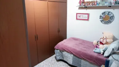 Casa en venta en Calle del Tejar, cerca de Calle del Norte, Cabra de 150.000 €