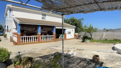 Terreno en venta en Urbanización El Pedroso, Cabra de 350.000 €
