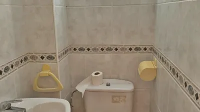 Piso en venta en Calle de Julio Romero de Torres, Cabra de 78.000 €