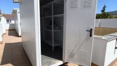 Piso en venta en Calle de Antonio Povedano, Cabra de 165.000 €