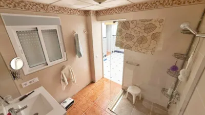 Casa en venta en Calle Acera Mío Cid, Cabra de 170.000 €