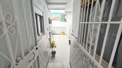 Casa en venta en Calle Acera Mío Cid, Cabra de 170.000 €